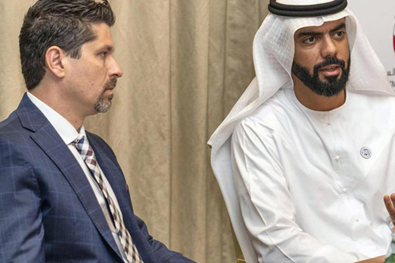 Jonathan Edelheit, chief executive of the Medical Tourism Association and Saif Saeed Ghobash, Undersecretary of the Department of Culture and Tourism Abu Dhabi, discuss plans to increase medical tourism numbers in the emirate. Antonie Robertson/The National
